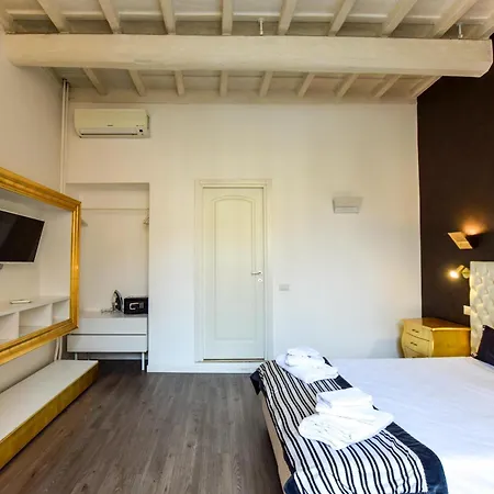 Pensionat Navona Secret Rom