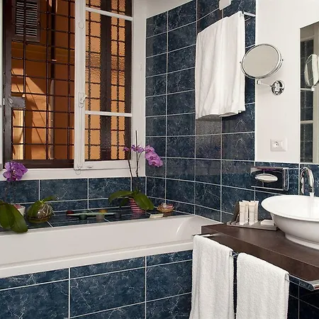 Navona Secret Pensionat 3*
