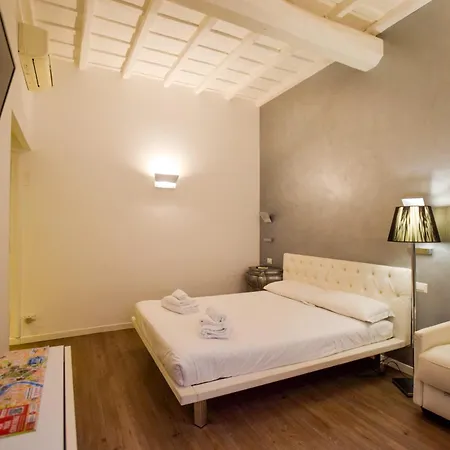 Navona Secret Guest house